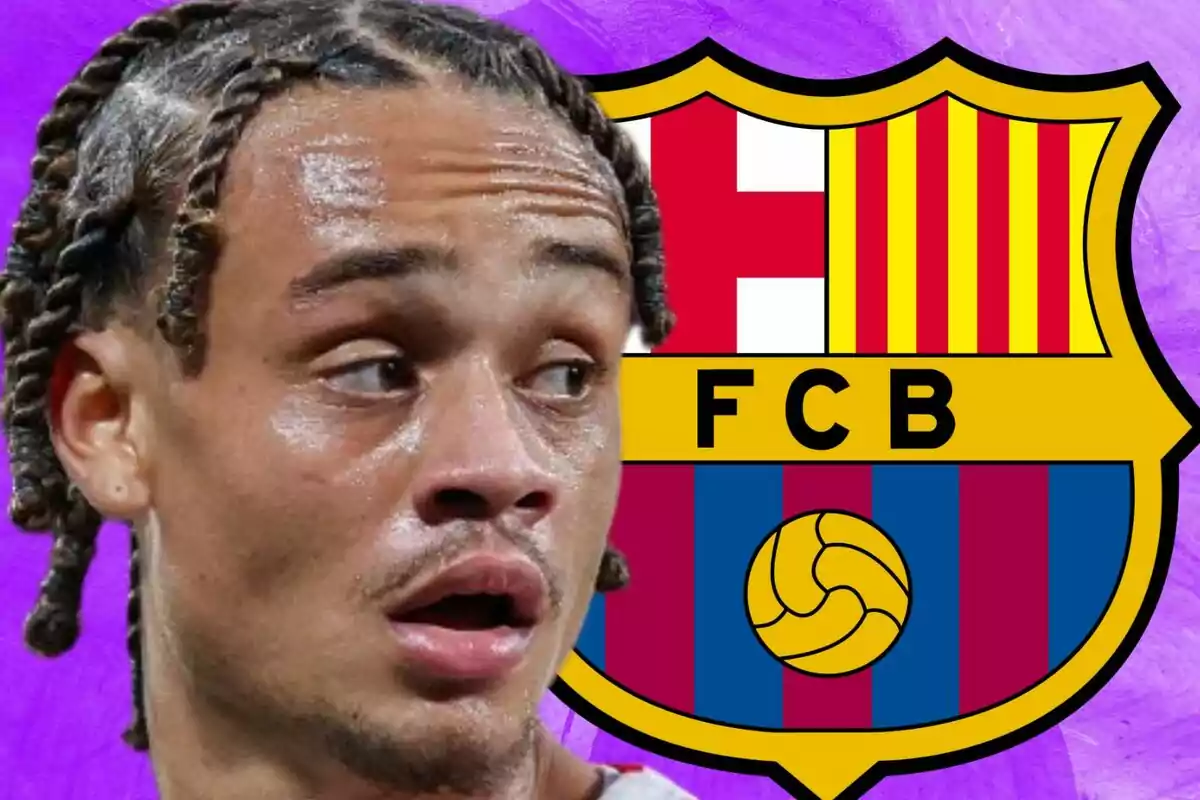 Un futbolista con trenzas mira hacia un escudo grande del FC Barcelona sobre un fondo morado.