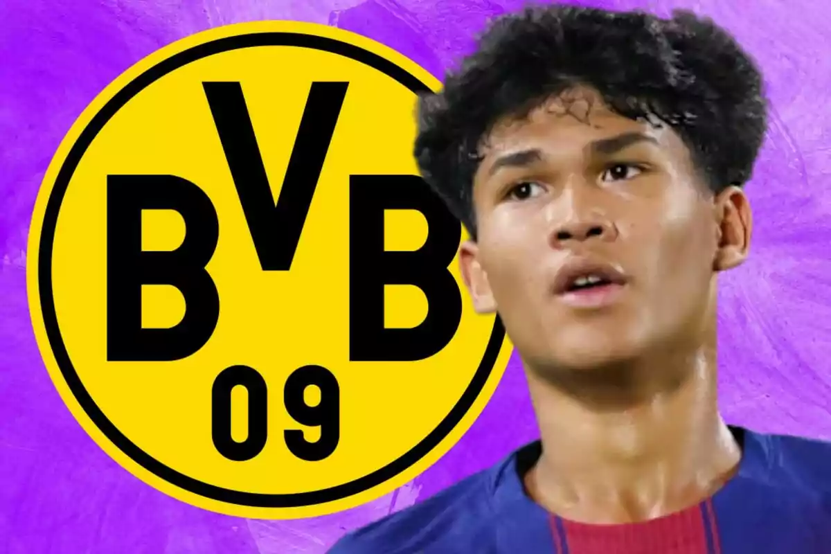 Joven futbolista con camiseta azul y roja frente al escudo amarillo y negro del Borussia Dortmund sobre un fondo morado