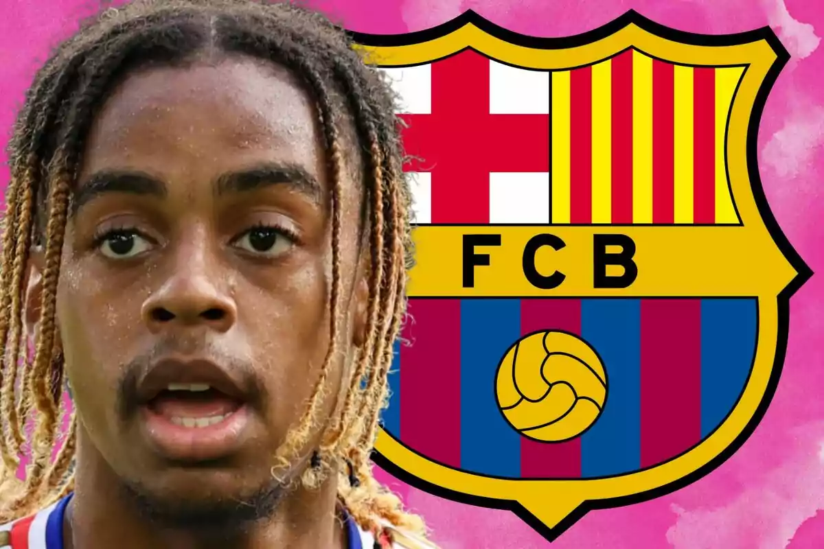 Un futbolista con rastas en primer plano y el escudo del FC Barcelona de fondo sobre un fondo rosa