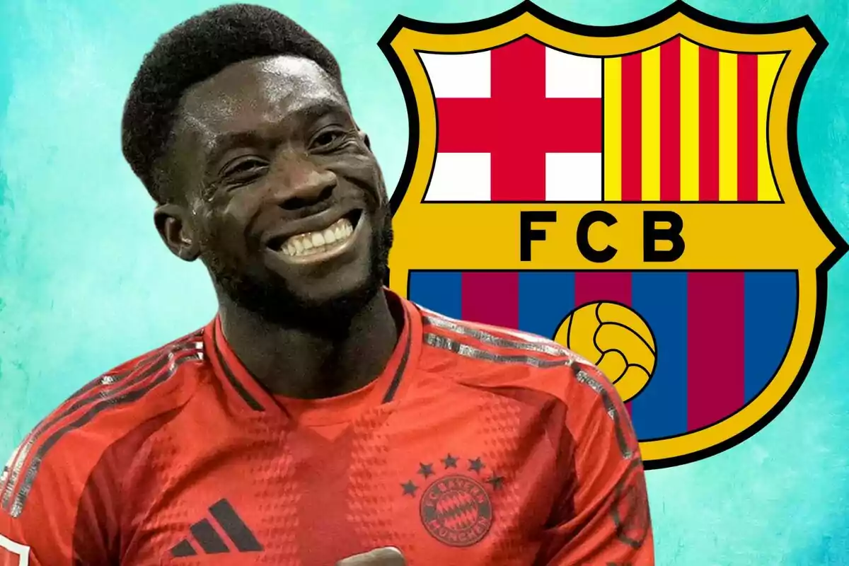 Jugador de fútbol sonriendo con el escudo del FC Barcelona de fondo.