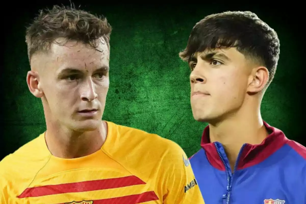 Dos jugadores de fútbol con uniformes del FC Barcelona sobre un fondo verde.