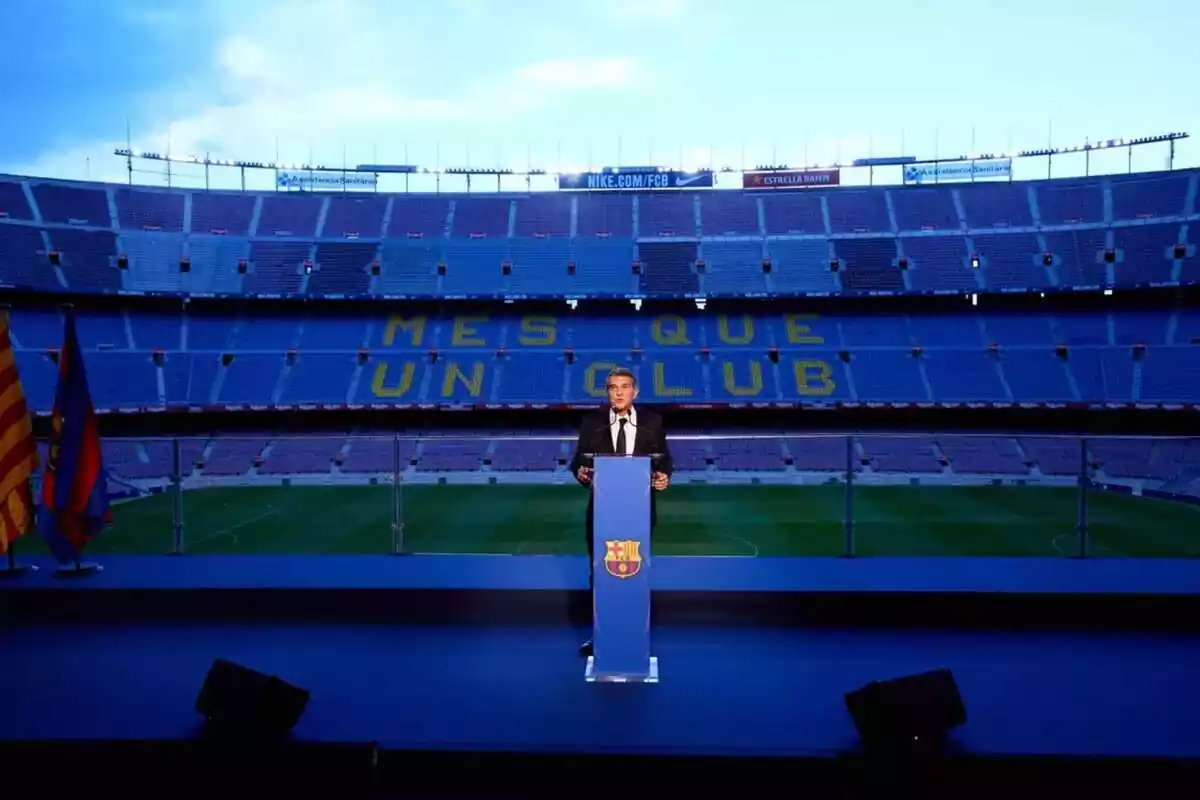 Joan Laporta, en su presentación como nuevo presidente del FC Barcelona, sobre el Camp Nou